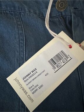 Johnny was soft Jean women’s pants NWT